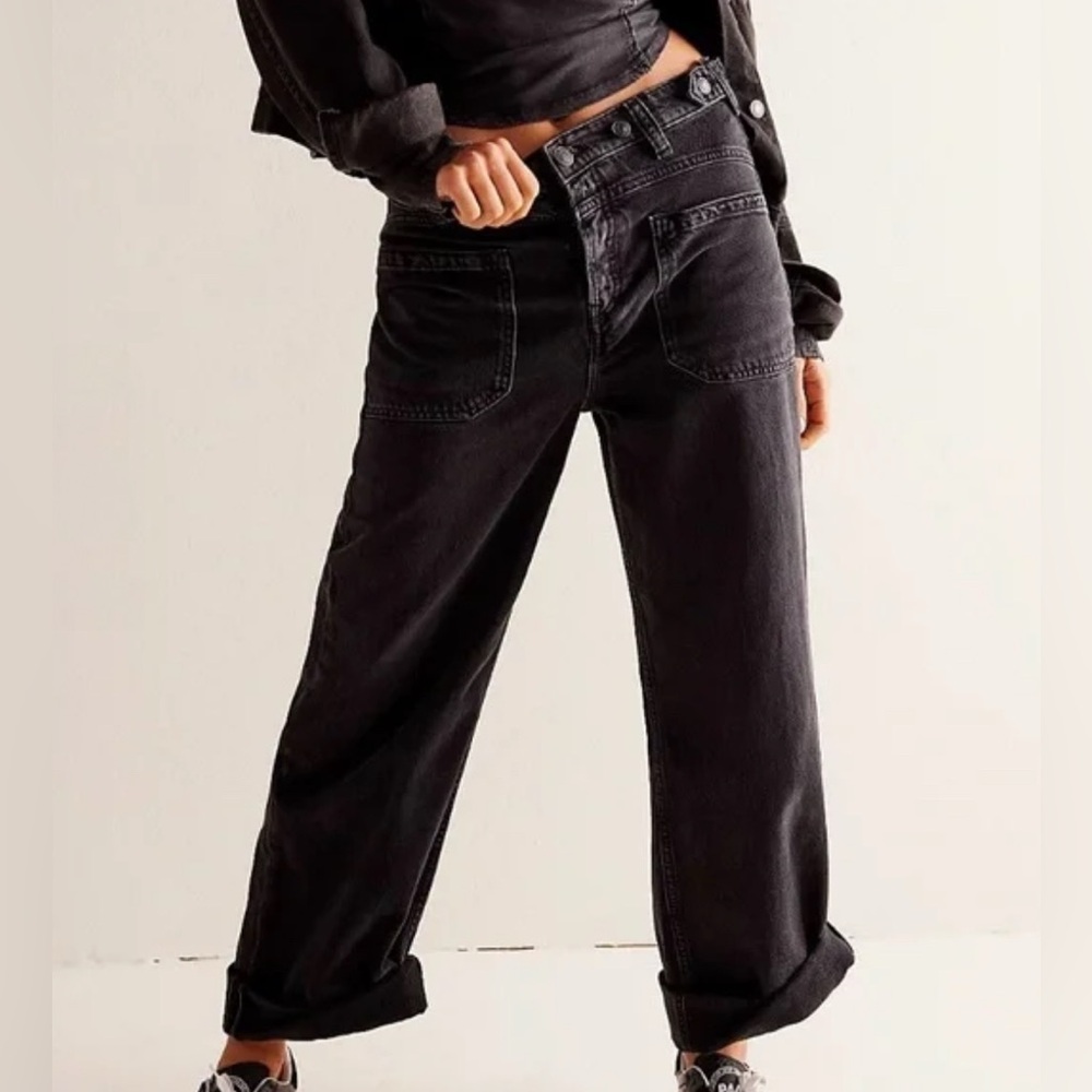 We The Free Palmer Cuffed Jeans size 25